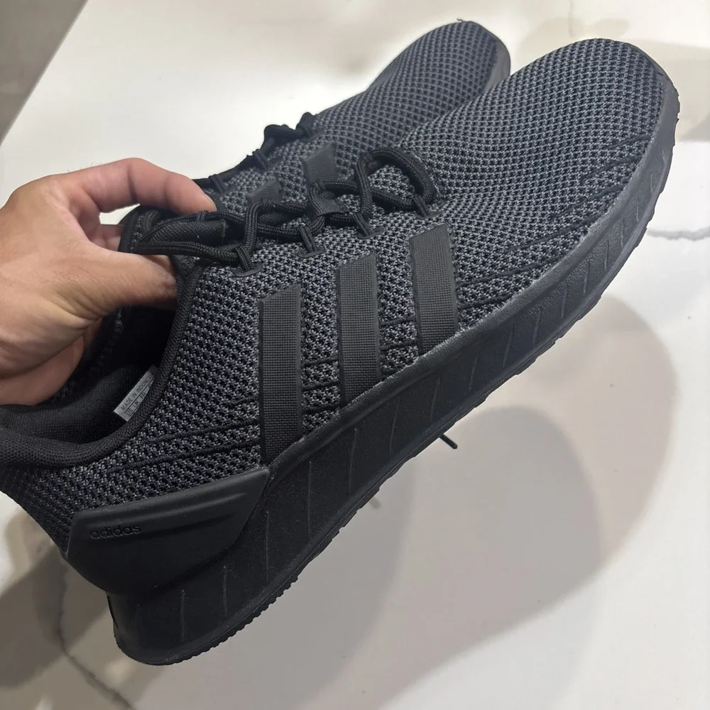 Size 12 - adidas Questar Flow NXT Core Black